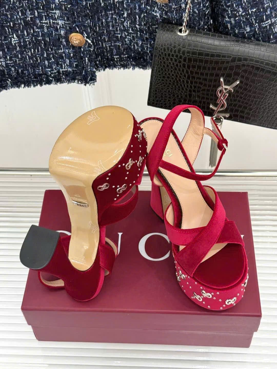 Gucci Sandal with Interlocking G Studs - Image 2