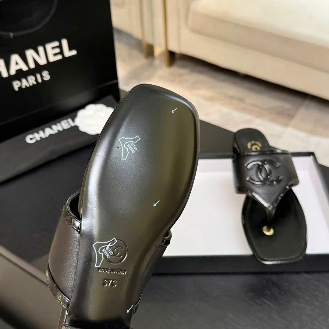 Chanel Coco Thong Flat Sandal - Image 7