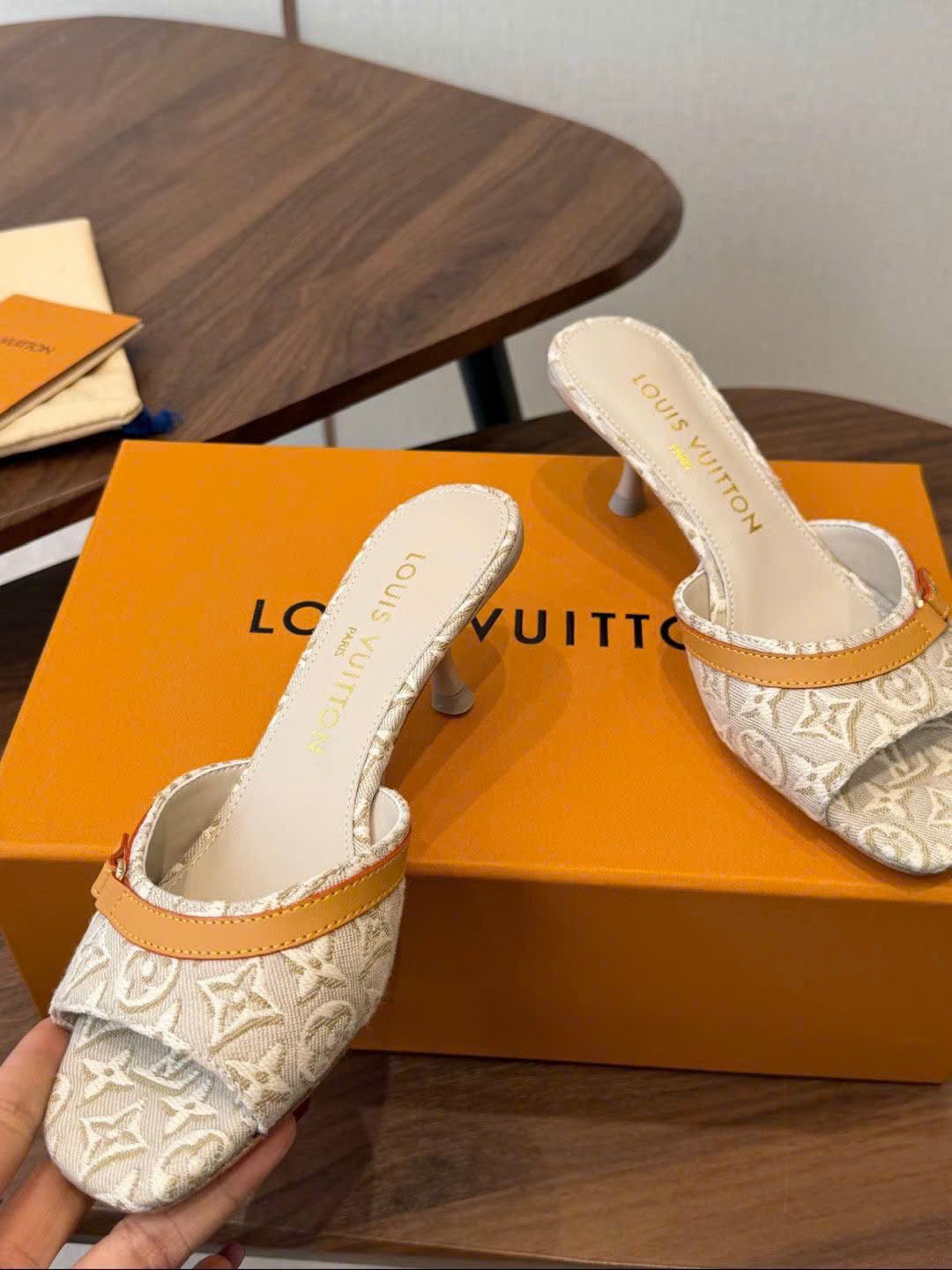 Louis Vuitton 6AM Mule 5cm - Image 6