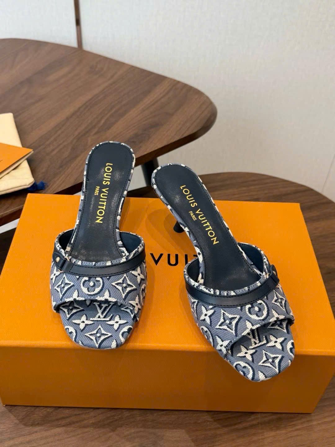Louis Vuitton 6AM Mule 5cm - Image 8