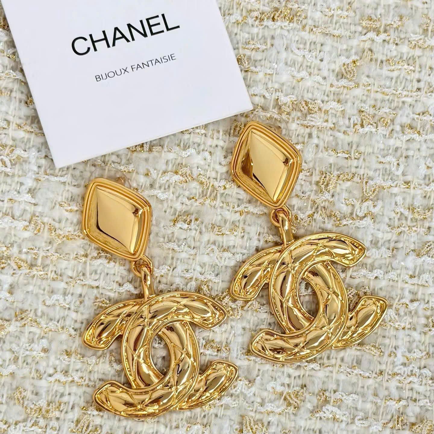 Chanel Coco Earrings New Collections - Image 3