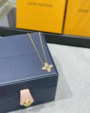 Louis Vuitton Monogram Necklace New Collections