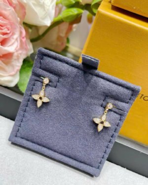 Louis Vuitton Monogram Earring New Collections