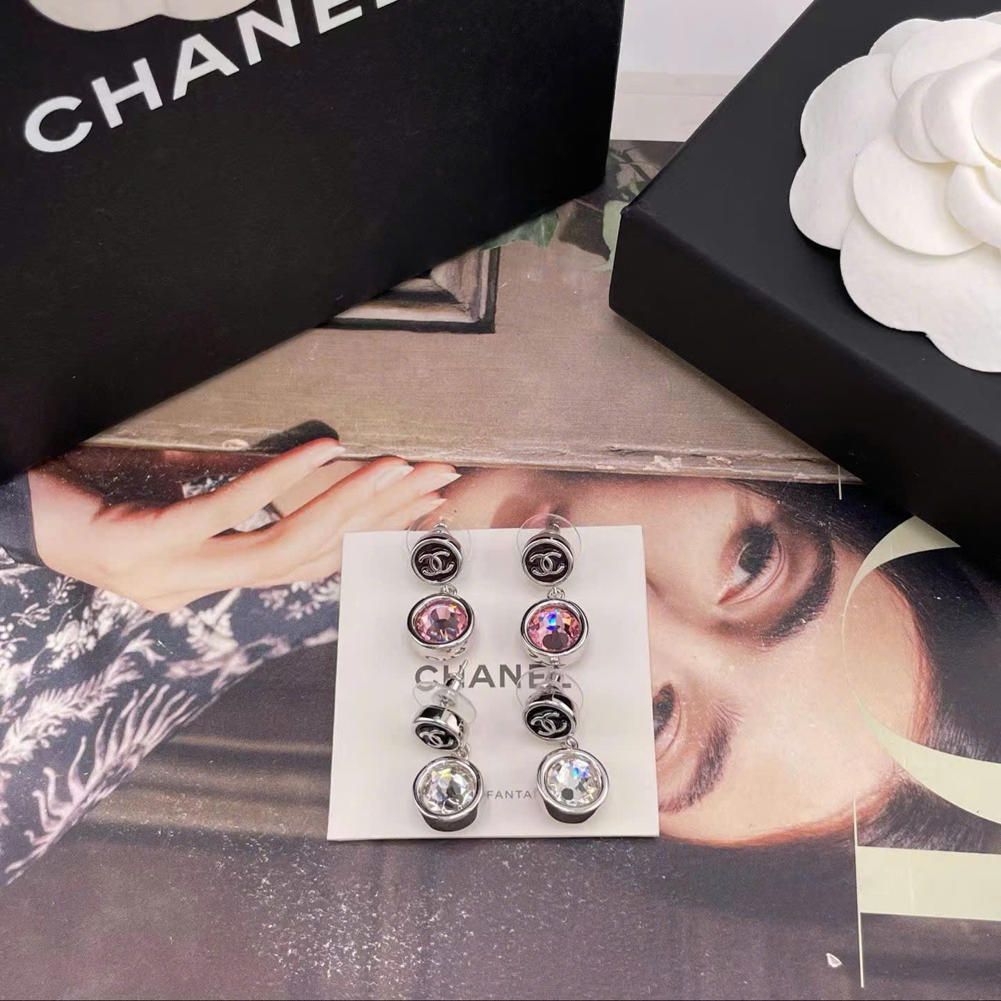 Chanel Coco Earrings New Collections - Image 9