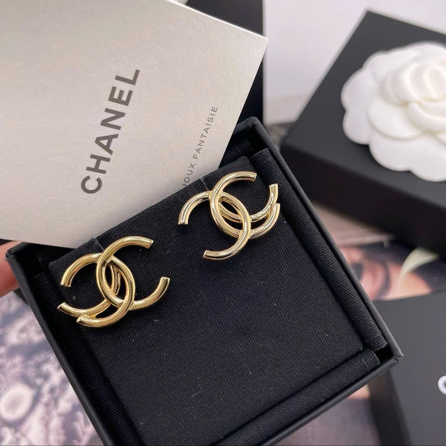 Chanel Coco Earrings New Collections - Image 9