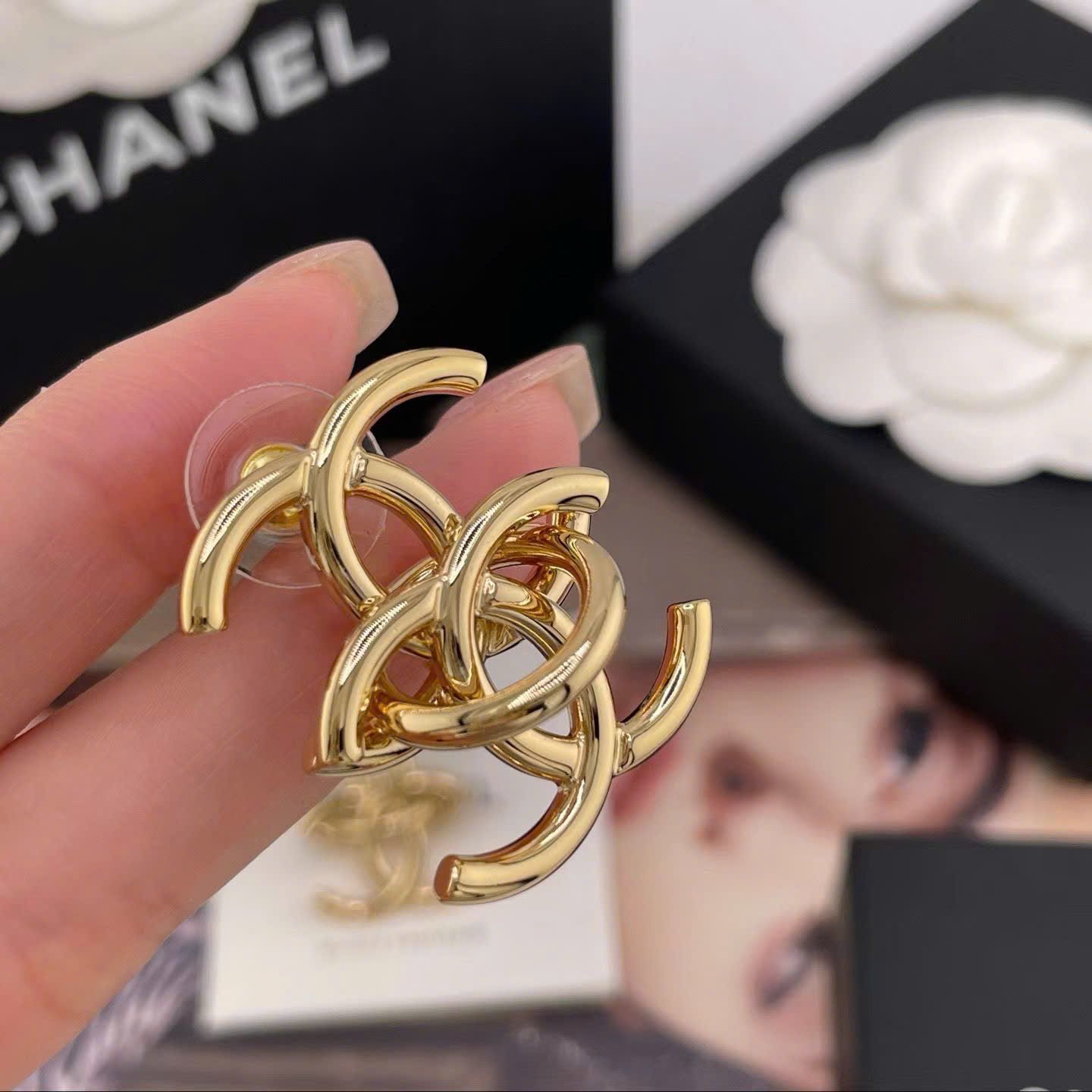 Chanel Coco Earrings New Collections - Image 4