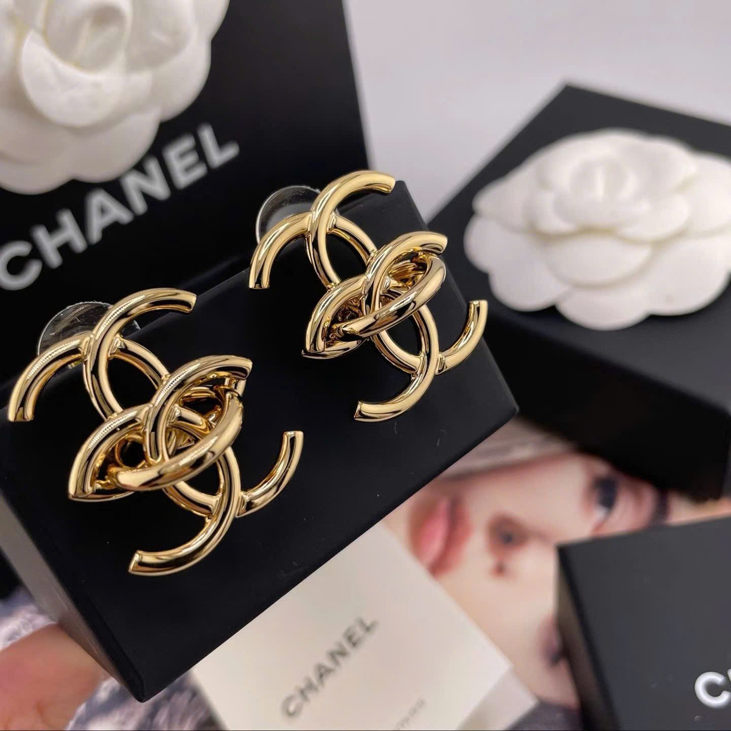 Chanel Coco Earrings New Collections - Image 7