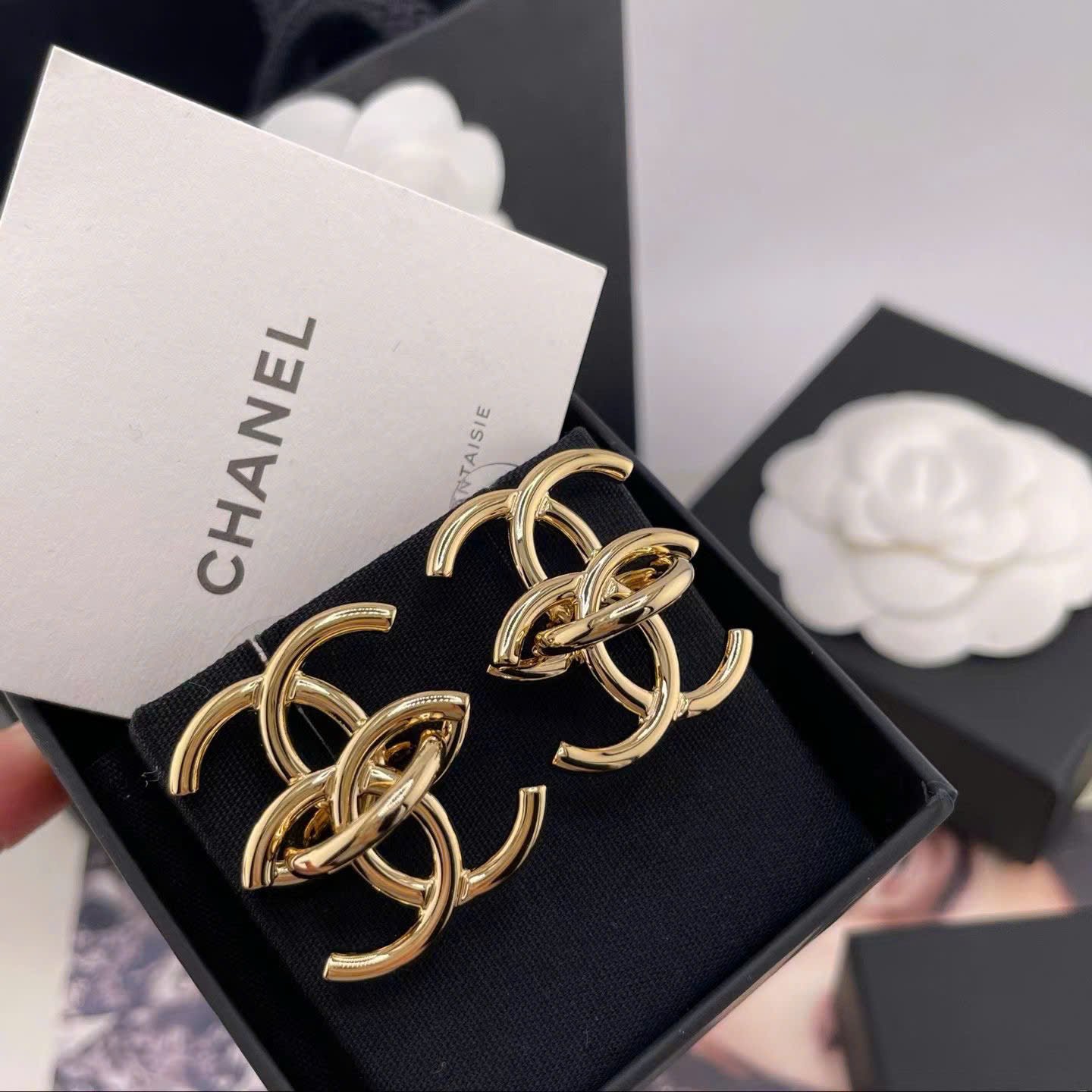 Chanel Coco Earrings New Collections - Image 8