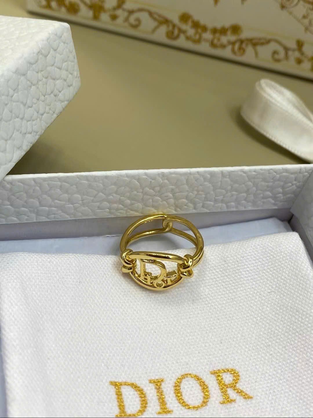 Dior Rings New Collections - Image 3