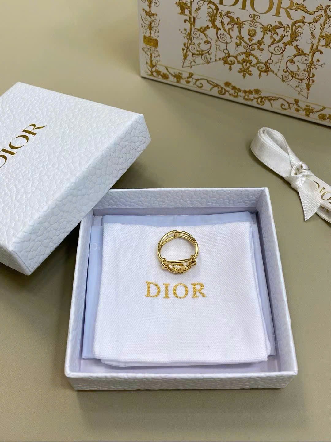 Dior Rings New Collections - Image 7